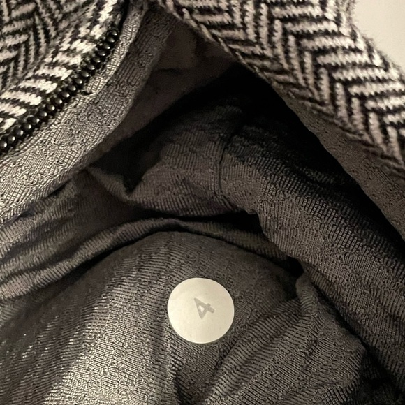 Lululemon Think Fast Long Sleeve Heathered Herringbone Silver Spoon Black - Picture 6 of 12